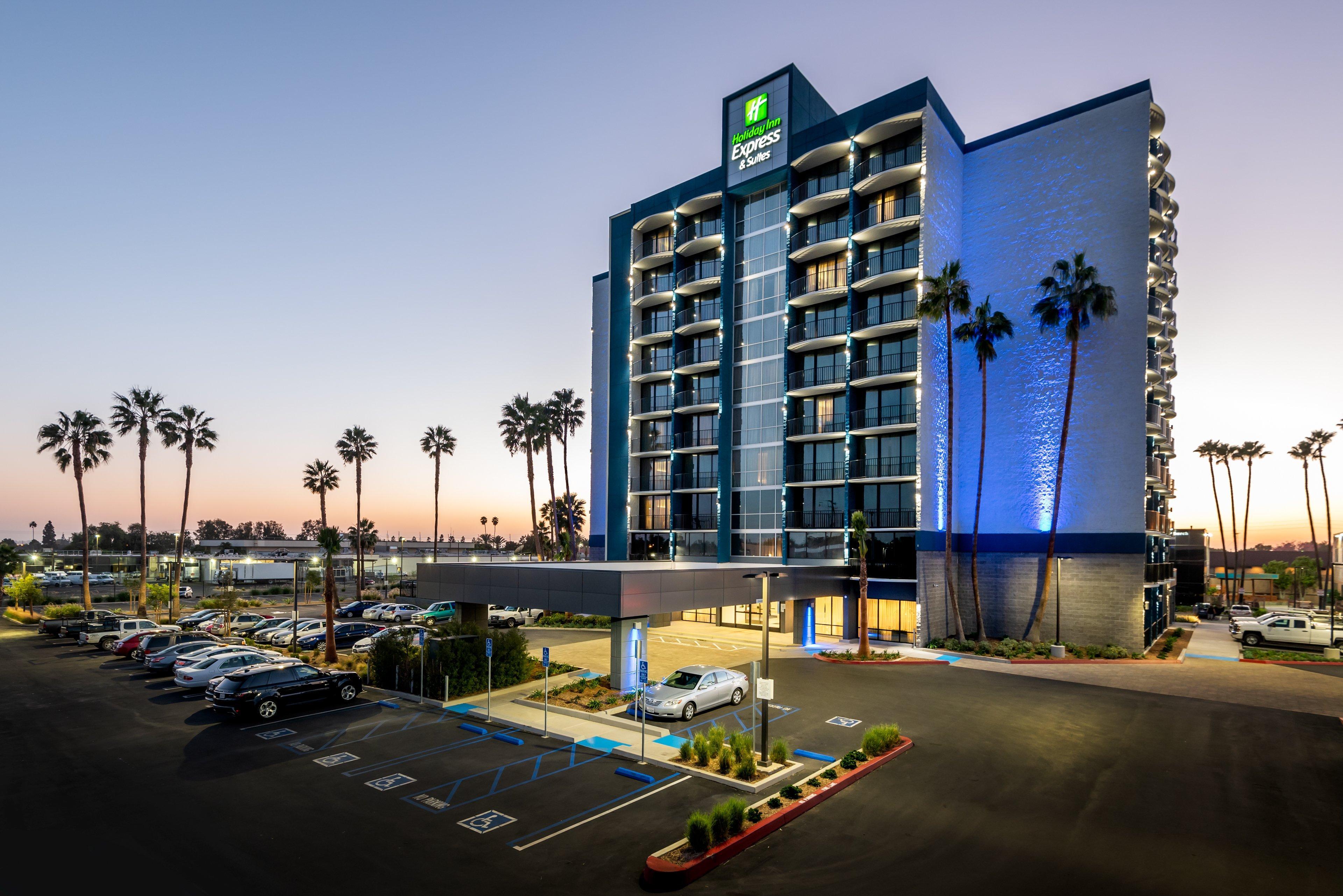 Holiday Inn Express & Suites Santa Ana - Orange County By Ihg Extérieur photo