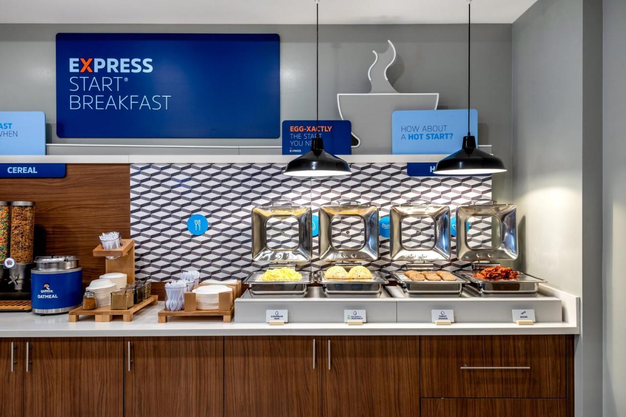 Holiday Inn Express & Suites Santa Ana - Orange County By Ihg Extérieur photo